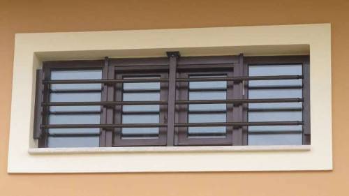 Montajul T80 in cazul ferestrelor mai lungi de 1500mm